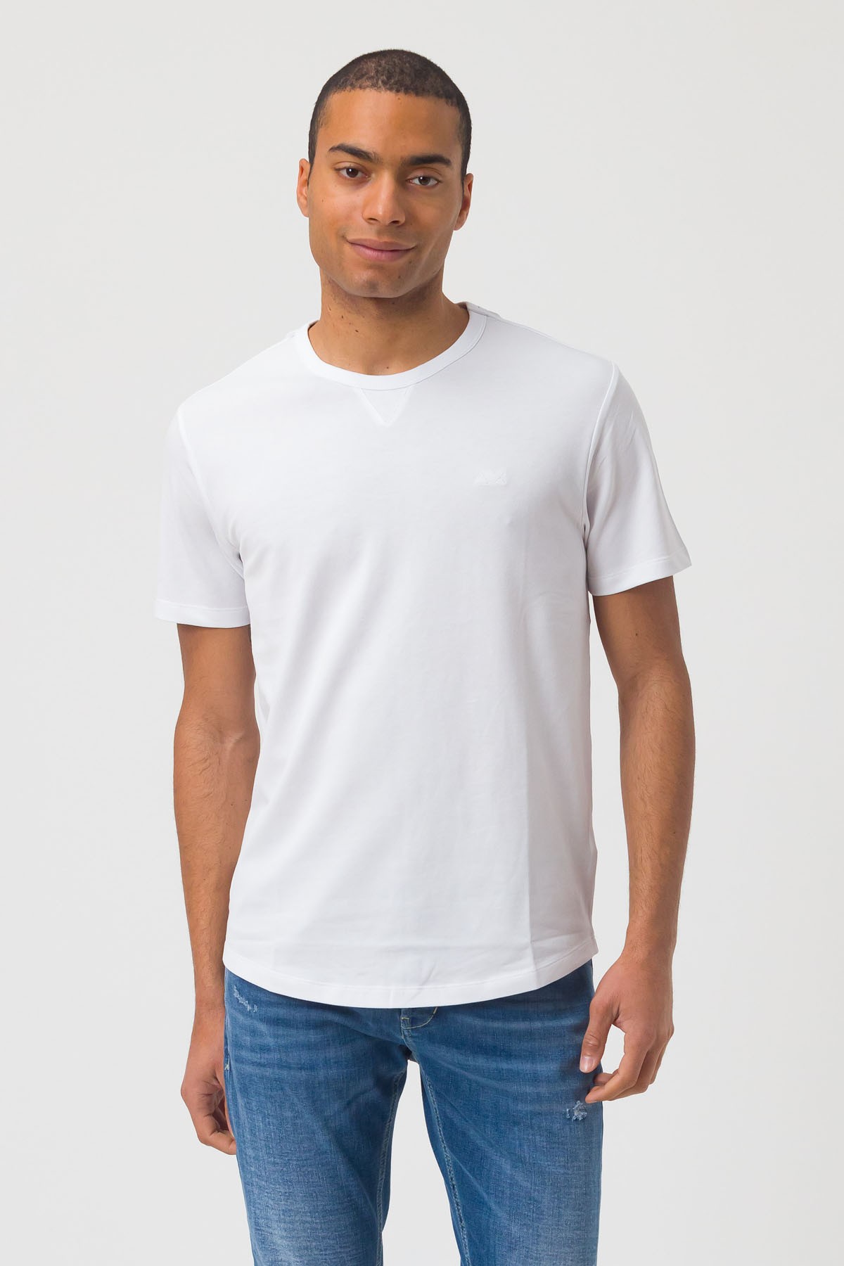maglietta-bianca-103cut-1.jpg